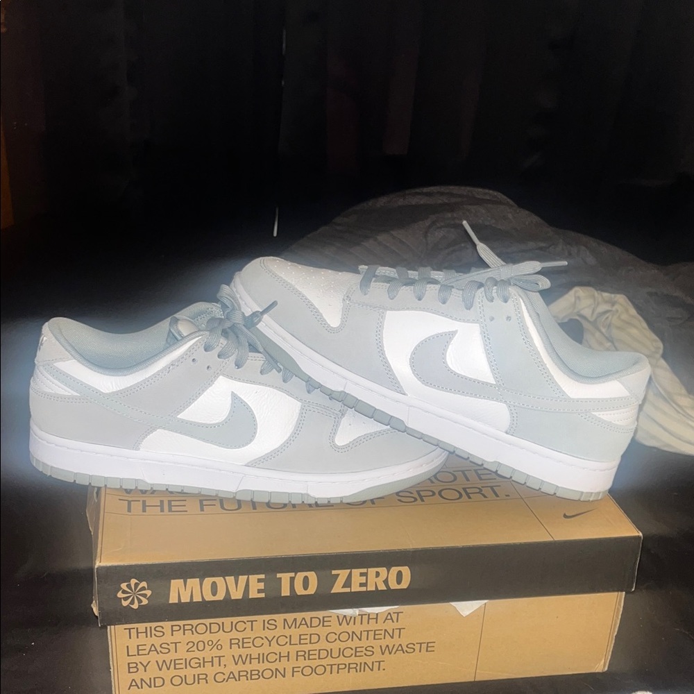 Nike Men's Light Gray and White Sneakers